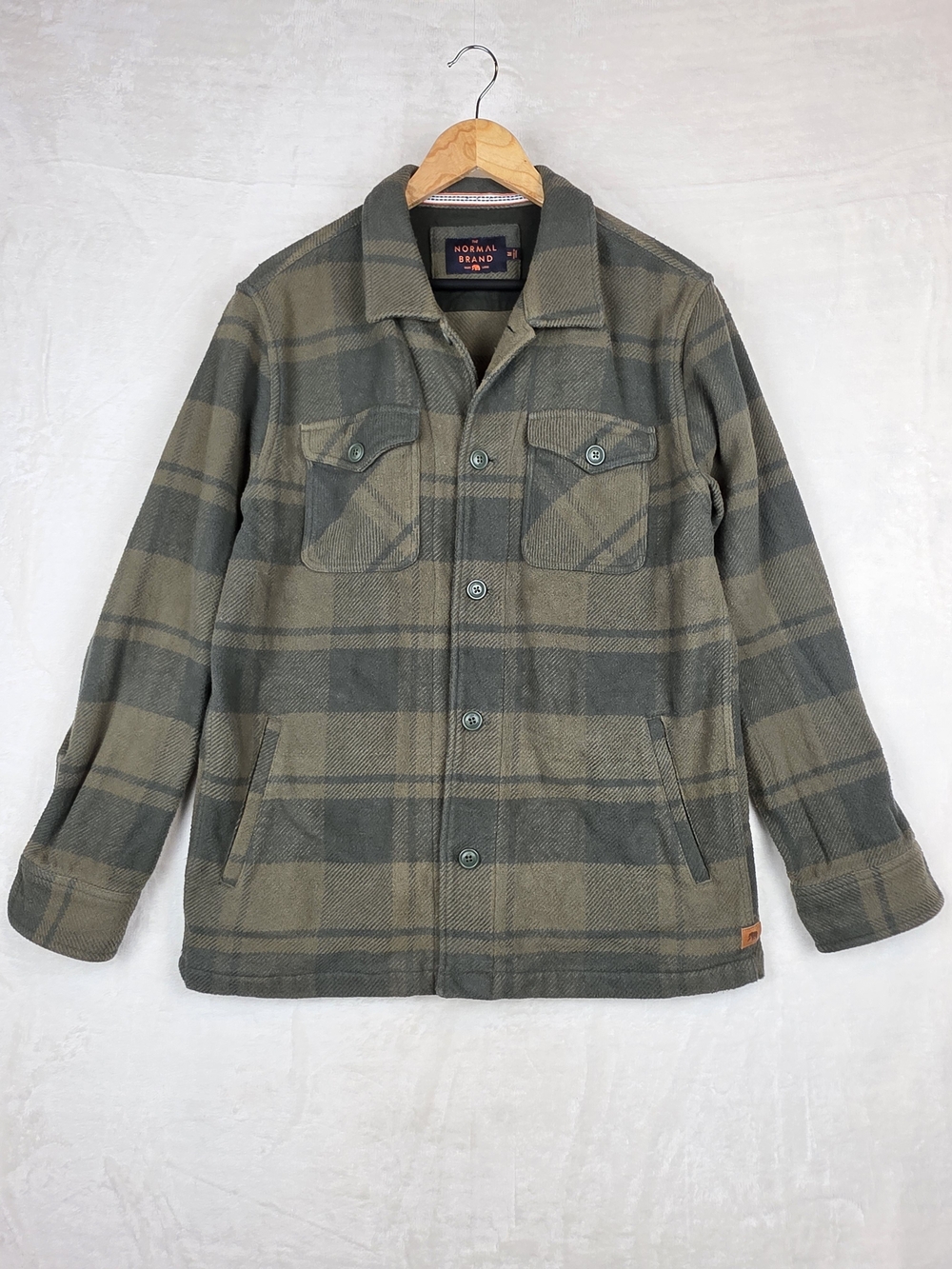 The Normal Brand Flannel Shacket Mens Medium Olive Green Plaid Cotton Jacket